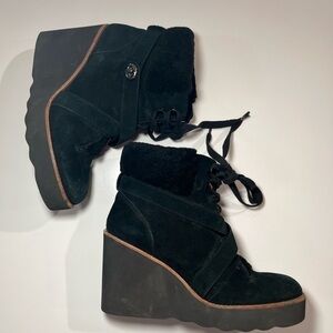 Coach Women's Kenna Black Shearling Sheepskin Ankle Wedge Snow Boots - 9.5